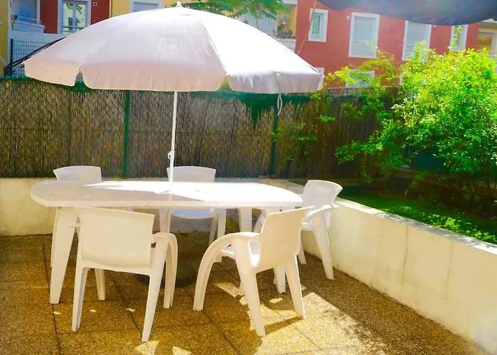 Studio-terrasse A Carras Nice